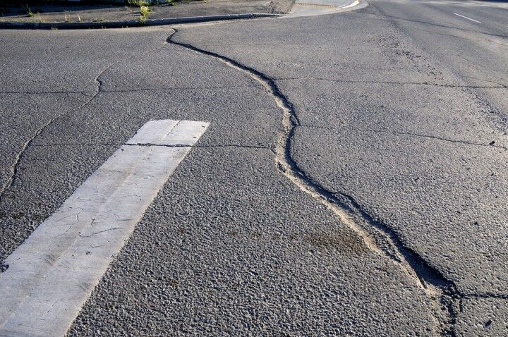 Crack Repairs by J & J Asphalt Paving